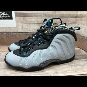 Nike Foamposite Little Posite One ‘Graffiti' Wolf Grey 644791-009 Youth size 6Y